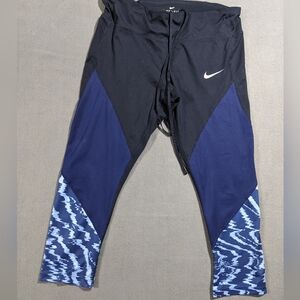 Women's Nike dri fit large Capri leggings blue‎